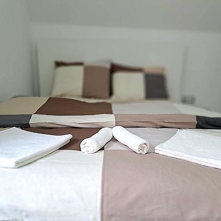 Mini Duplex Apartman Dusanovac Dış mekan fotoğraf